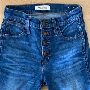 Madewell 10” High Rise skinny size 25 button fly